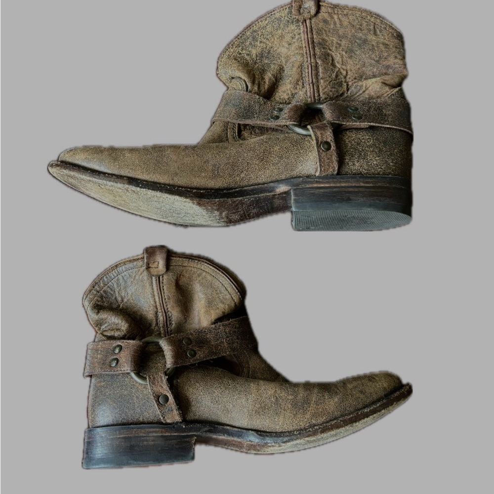 FRYE Wyatt Harness Short Leather Boots Size 8.5